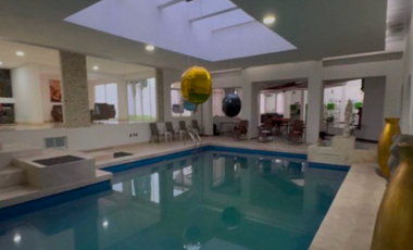 Residencia de Lujo en Naranjos Querétaro con Alberca y Terraza