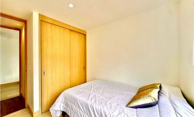 Apartamento moderno para la renta amoblada en la loma del indio