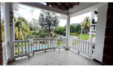 ARRIENDO CASA EN VILLETA