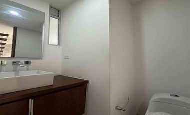 Arriendo - Exclusiva casa en Pinares de Chía