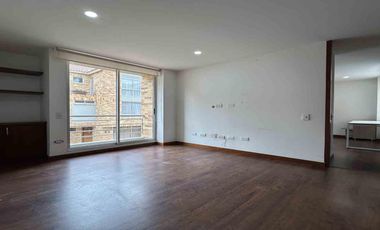 Arriendo - Exclusiva casa en Pinares de Chía