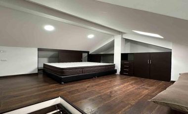 Arriendo - Exclusiva casa en Pinares de Chía