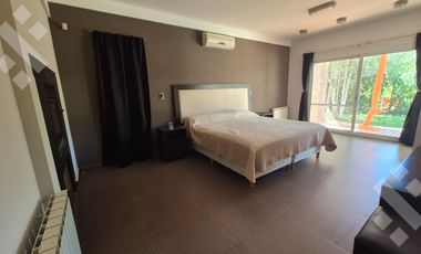 VENTA (EN EXCLUSIVA) CASA 3 DORMITORIOS + PISCINA - B° CONFLUENCIA RURAL, NEUQUÉN