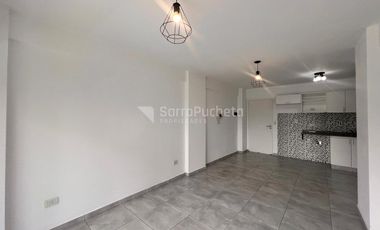 Alquiler departamento 2 ambientes en Moron centro.