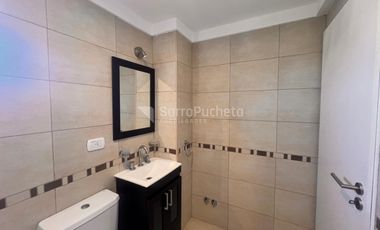 Alquiler departamento 2 ambientes en Moron centro.