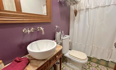 Imponente Propiedad con Piscina en Venta en Fincas de Hudson