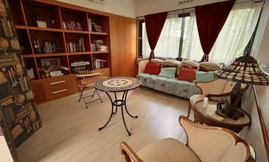 Imponente Propiedad con Piscina en Venta en Fincas de Hudson