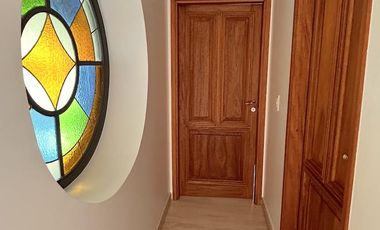 Imponente Propiedad con Piscina en Venta en Fincas de Hudson