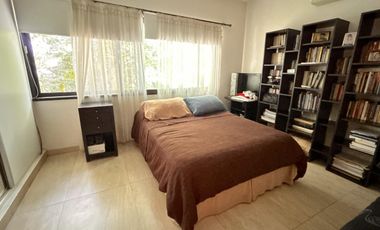 Imponente Propiedad con Piscina en Venta en Fincas de Hudson