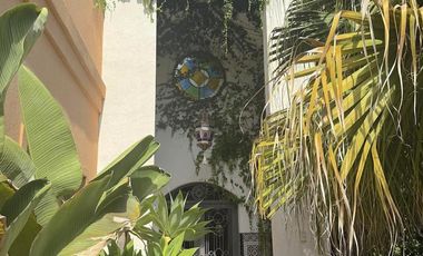 Imponente Propiedad con Piscina en Venta en Fincas de Hudson