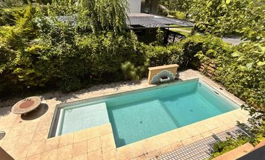 Imponente Propiedad con Piscina en Venta en Fincas de Hudson