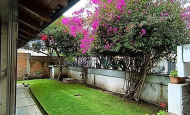 Casa 284 m2 4 habitaciones con Amplio Terreno en El Batán