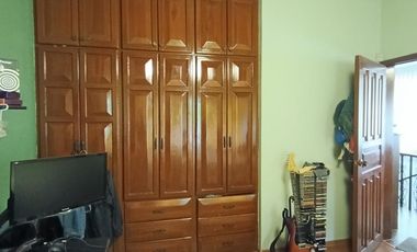 Casa 284 m2 4 habitaciones con Amplio Terreno en El Batán