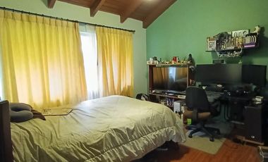 Casa 284 m2 4 habitaciones con Amplio Terreno en El Batán