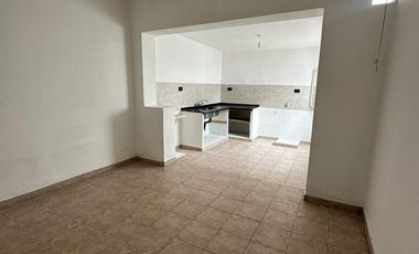 Casa en barrio empalme