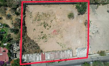 Terreno en venta en Huentitán Guadalajara 4,030 m² para desarrollo vertical.