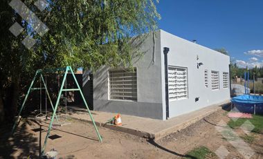 En Venta, Casa de 3 Dormitorios, Barrio Don Higinio II, Fernandez Oro