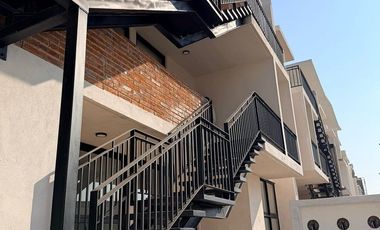 Departamento en ZAKIA (dentro de plaza comercial) (SM)