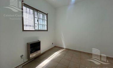 PH 2 Ambientes Planta Baja en Carapachay en Venta