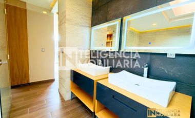 CASA EN VENTA - FRACCIONAMIENTO BOSQUES DE LA TRINIDAD