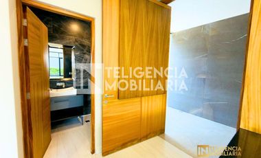 CASA EN VENTA - FRACCIONAMIENTO BOSQUES DE LA TRINIDAD