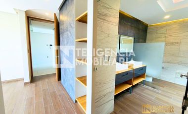 CASA EN VENTA - FRACCIONAMIENTO BOSQUES DE LA TRINIDAD