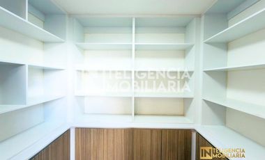 CASA EN VENTA - FRACCIONAMIENTO BOSQUES DE LA TRINIDAD