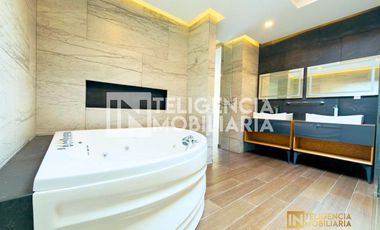 CASA EN VENTA - FRACCIONAMIENTO BOSQUES DE LA TRINIDAD