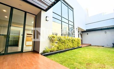 CASA EN VENTA - FRACCIONAMIENTO BOSQUES DE LA TRINIDAD