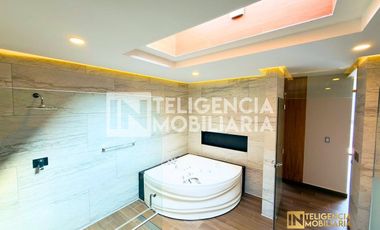 CASA EN VENTA - FRACCIONAMIENTO BOSQUES DE LA TRINIDAD