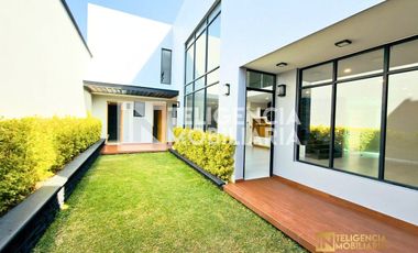 CASA EN VENTA - FRACCIONAMIENTO BOSQUES DE LA TRINIDAD