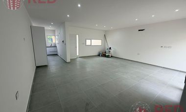 Vende Casa en PH de 1 Sóla Planta