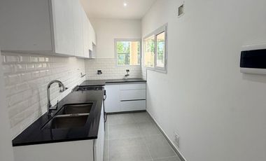 Vende Casa en PH de 1 Sóla Planta