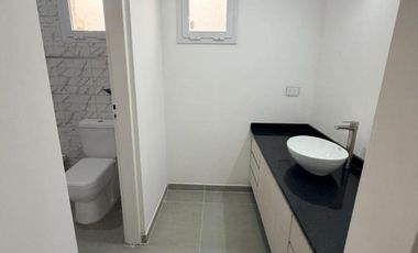 Vende Casa en PH de 1 Sóla Planta