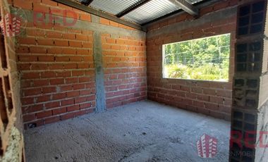 Vende Casa  en Barrio Privado Santa Rita Plottier