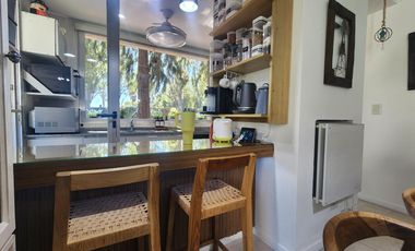 Departamento PB - 3 dormitorios   escritorio con jardín