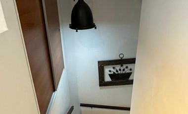 Departamento PB - 3 dormitorios   escritorio con jardín