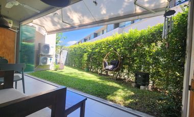 Departamento PB - 3 dormitorios   escritorio con jardín