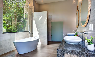 Casa Lulu – Villa de lujo con diseño tropical, paneles solares y piscina privada