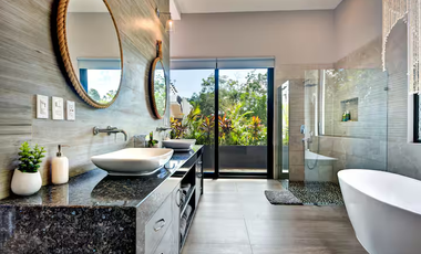 Casa Lulu – Villa de lujo con diseño tropical, paneles solares y piscina privada