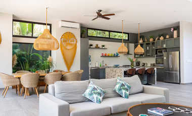 Casa Lulu – Villa de lujo con diseño tropical, paneles solares y piscina privada