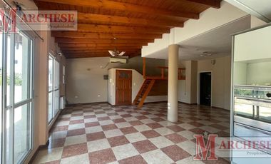 Departamento PH 3 ambientes en alquiler en Ituzaingó