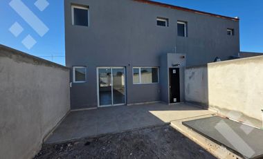 En Venta, Duplex de 2 Dormitorios, Bº  Bella Vista, Plottier