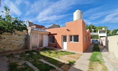 Venta casa 2 dormitorios - Calle Rayen - Barrio Melipal - Neuquen Capital