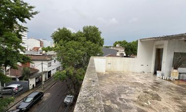 PH de 4 ambientes   2 cocheras en  alquiler en Olivos