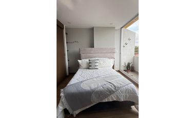 RENTO APARTAESTUDIO AMOBLADO - SECTOR FUNDADORES