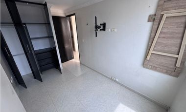 SE ARRIENDA AMPLIO Y HERMOSO APTO EN PROVENZA