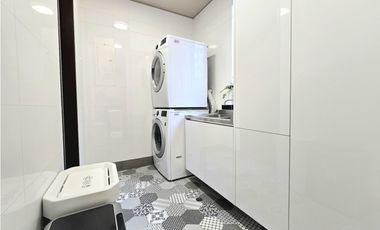 SE ARRIENDA AMOBLADO APARTAMENTO EN LA CABRERA