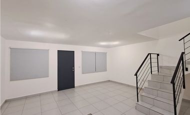 CASA DE ESQUINA EN VENTA EN ZAKIA EL MARQUES QUERETARO GIH