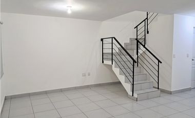 CASA DE ESQUINA EN VENTA EN ZAKIA EL MARQUES QUERETARO GIH